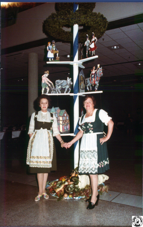 1979 10 06 10 Our Oktoberfest.jpg